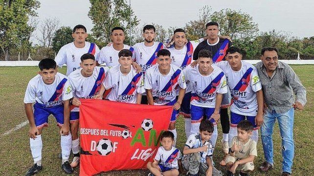 Santa Fe FC goleó a Loyola 9 a 0 y es el líder del Torneo Apertura de Primera B.