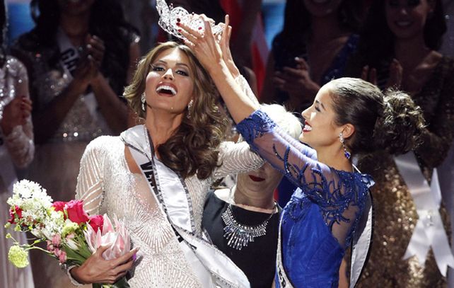 La venezolana María Gabriela Isler fue coronada como la nueva Miss Universo