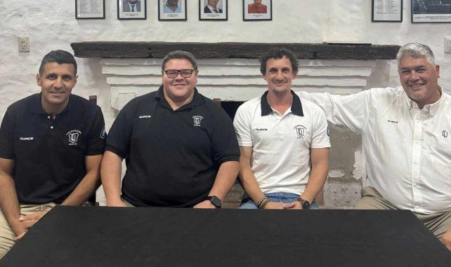 Universitario procedió a la renovación parcial de sus autoridades.