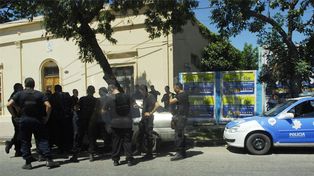 El gobierno habilitó una mesa de diálogo con la Policía