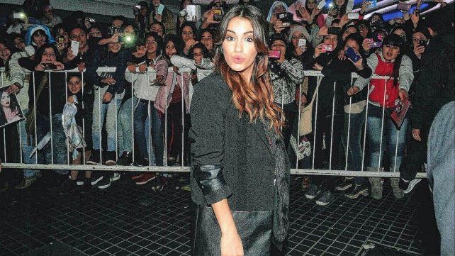 Revelan las exigencias de Lali para su show en Paraná.