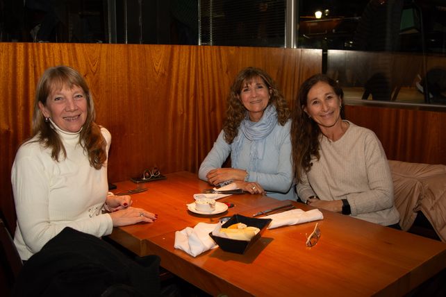 Maricel Pérez, Analía Mancini y Alicia Perfumo