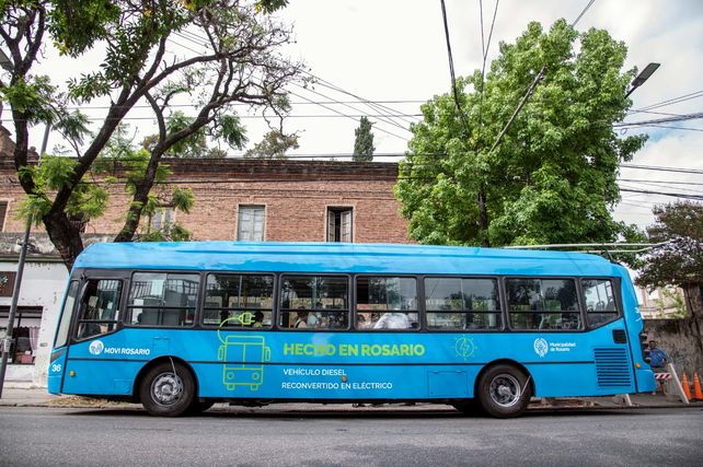 El municipio acelera la reconversión de ómnibus diesel a eléctricos