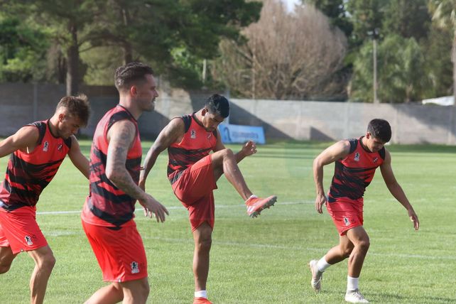 Patronato inició la pretemporada con una cara nueva