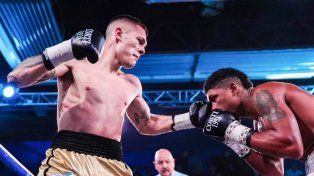 Alan Crenz le ganó al venezolano Zabaleta por nocaut técnico en el segundo round.