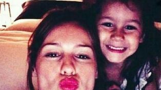 Pampita recuperó los celulares robados con fotos y videos de su hija Blanca, gracias al gesto solidario de dos hombres que los encontraron y devolvieron.