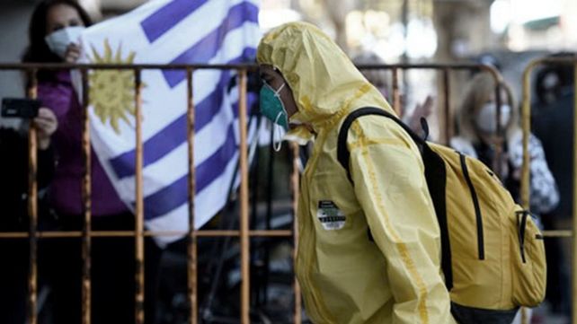 Con apenas 149 casos diarios, Uruguay pasó de zona verde a amarilla-anaranjada