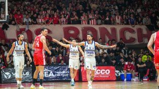 Boca e Instituto juega el quinto juego.