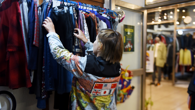 Precios accesibles y calidad en la confección de la ropa, lo que más buscan los rosarinos