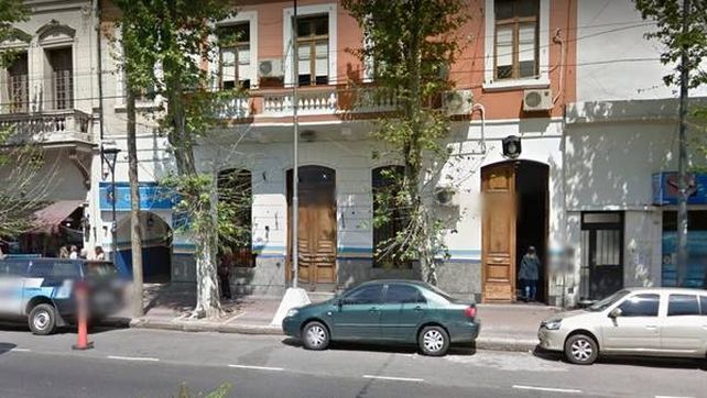 Entró a una comisaría con sus dos hijos menores y confesó: Maté a mi mujer