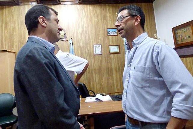 Kueider se reunió con los trabajadores de LT11 en Concepción