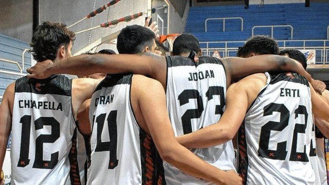 Colón busca su segunda victoria como visitante ante Amancay por la Liga Argentina de Básquet.