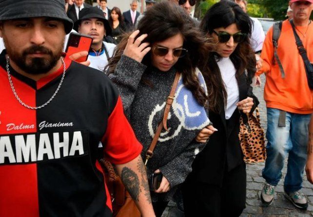 Las hijas de Diego Maradona piden justicia por su padre