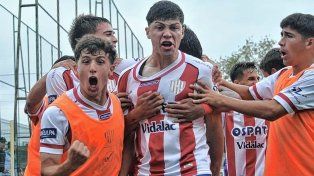 La reserva de Unión rescató un valioso empate ante Defensa y estiró su racha positiva