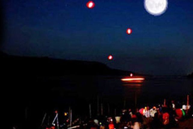 Bolas de fuego que emanan de las aguas del río Mekong: gran enigma