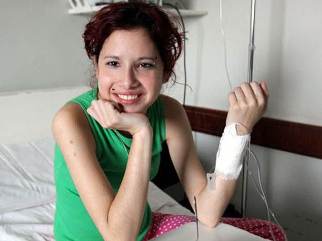 Falleció una de las melllizas Oviedo mientras esperaba un transplante de pulmón