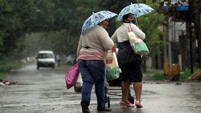 El fenómeno conocido como tormenta de Santa Rosa llegaría a la ciudad en las últimas horas del viernes