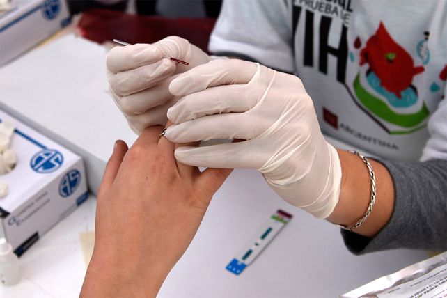 En Rosario hay entre 6.000 y 7.000 enfermos con VIH. La vacuna ya está en fase de prueba.
