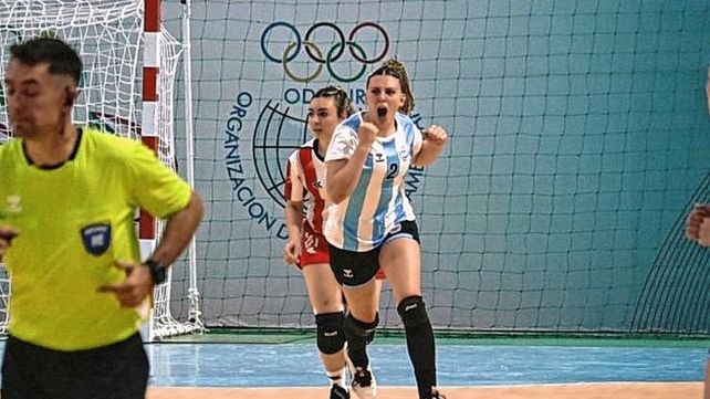 Eduardo Gallardo confirmó el plantel de la Selección Femenina de Handball que buscará su llegada al Mundial.