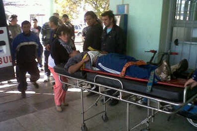 Unos 20 obreros fueron heridos durante el brutal ataque sindical