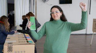 Carla Deiana, precandidata a Gobernadora de la Lista Unir del Frente de Izquierda