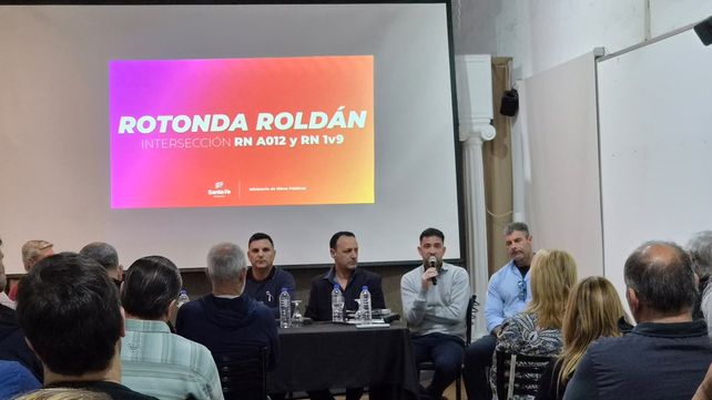 Roldán presentó a los vecinos el proyecto de una rotonda en rutas 9 y A012