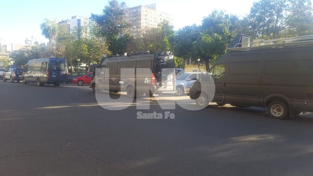 Operativo trapitos: la Policía Federal y la Municipalidad controlan cuidacoches