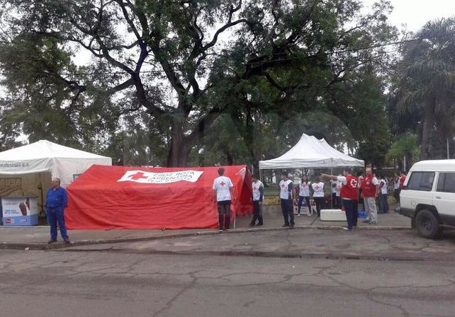 Los fieles peregrinan para celebrar la Fiesta de Guadalupe en Santa Fe