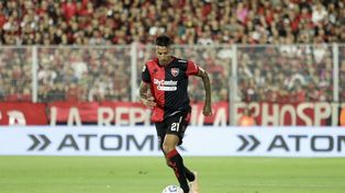 Vangioni había terminado con molestias físicas el encuentro con Boca y estaba entre algodones.
