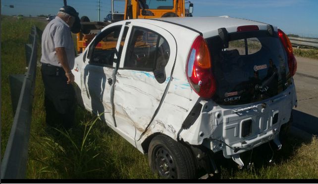 Persecución, choque y secuestro de armas de fuego