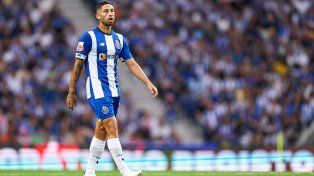 Alan Varela debutó en el empate de Porto ante Arouca