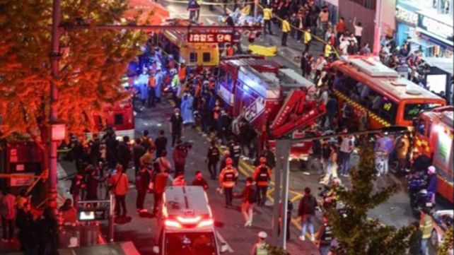 La estampida que generó al menos 120 muertos se produjo en Itaewon
