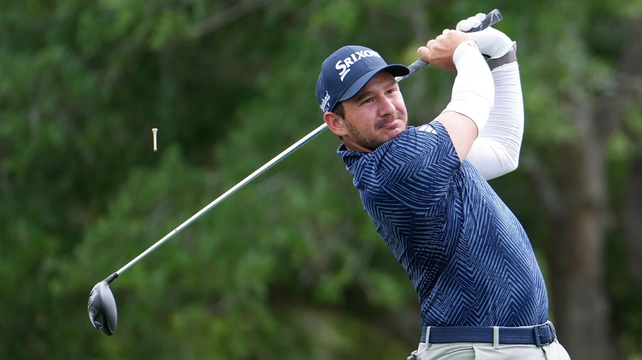 Alejandro Tosti lidera las posiciones del Abierto de golf del Litoral