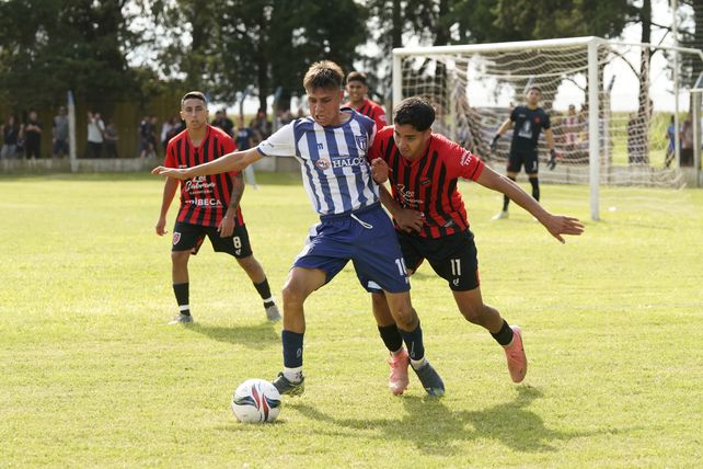 Alvarez vivió su fiesta del fútbol