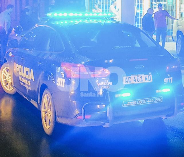 Tras robarle a una mujer, los vecinos lo corrieron y lo golpearon: está grave