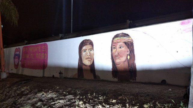 Oro Verde: repudian que taparon un mural sobre mujeres y memoria