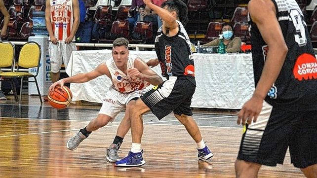Unión enfrenta a Estudiantes (T) por los cuartos de final de la Liga Argentina de Básquet.&nbsp;