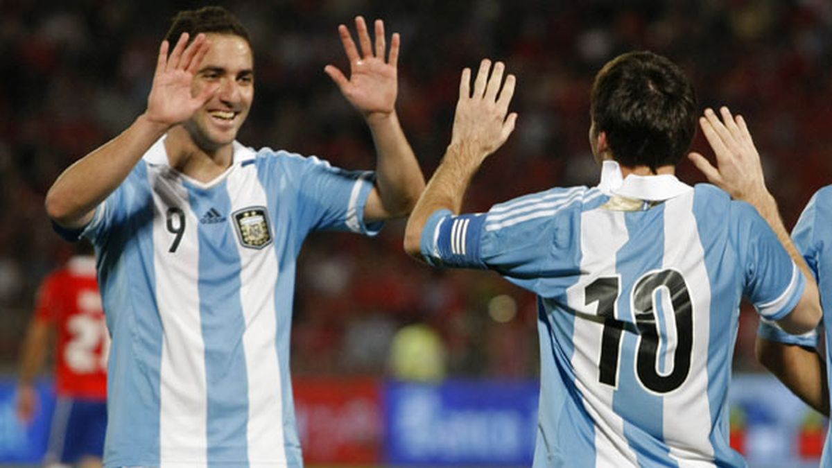 Pisó fuerte: Argentina ganó y sigue mirando a todos desde arriba