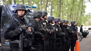 El gobierno provincial reveló que más de 70 policías retirados ya se inscribieron para ser reincorporados en funciones operativas.&nbsp;