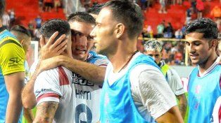 Corvalán rompió el silencio y admite un futuro incierto en Unión