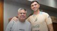 El mensaje del Chiqui Tapia al Dibu Martínez: Vas a volver más fuerte que nunca