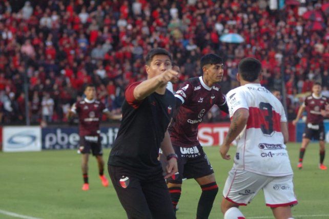 Colón salvado pero con dudas: el crédito de Medrán se erosiona
