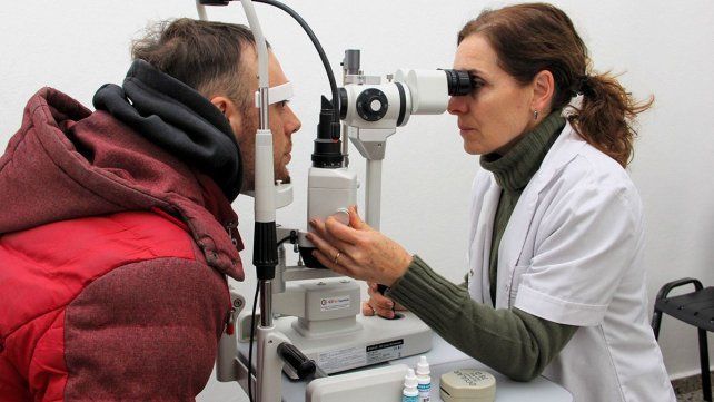 El hospital San Martín de Paraná sumó una lámpara de hendidura