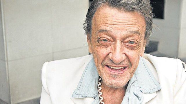 Moris se instaló unas semanas en la ciudad durante el mes de marzo y le terminó componiendo una canción