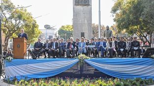 El gobernador Omar Perotti encabezó el acto este 9 de Julio por el 206º aniversario de la Independencia argentina