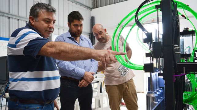 El gobierno provincial acompaña a pymes en su primera exportación