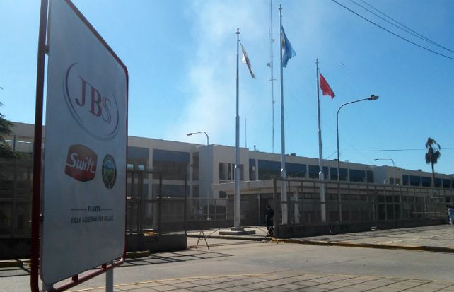 El incendio se registró en la planta de Villa Gobernador Gálvez. (Foto: Sebastián Suárez Meccia / La Capital)