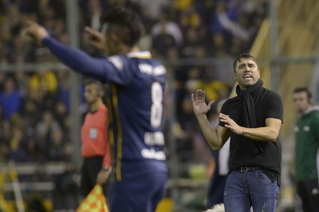 Firmeza técnica. Gallardo llamó al mediocampista derecho Montoya la semana pasada