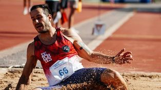 Maximiliano Díaz se impuso en salto triple en el campeonato de atletismo en Rosario