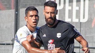 Riestra fue local ante Talleres.